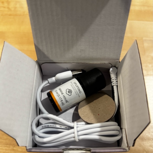 Gray Fan Diffuser - Picture 3 of 3